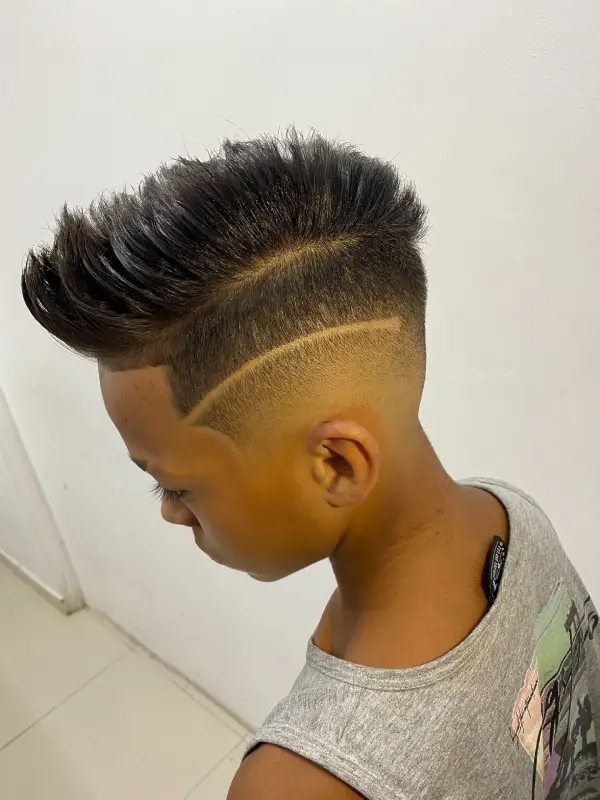 Corte infantil masculino